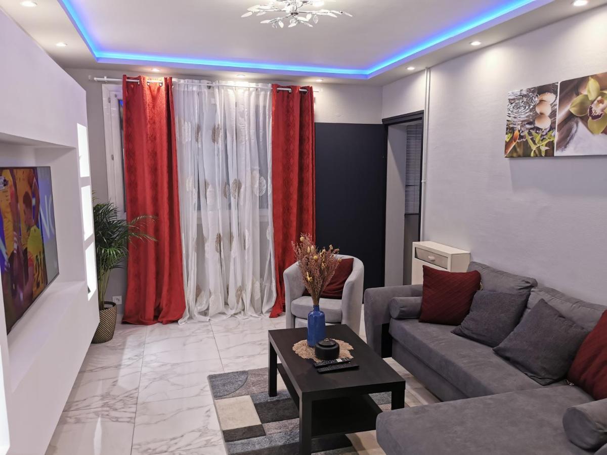 Appartement Meubles A Villeurbanne Lyon ภายนอก รูปภาพ