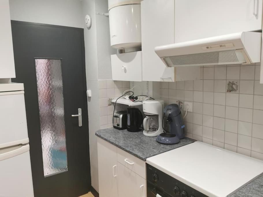 Appartement Meubles A Villeurbanne Lyon ภายนอก รูปภาพ